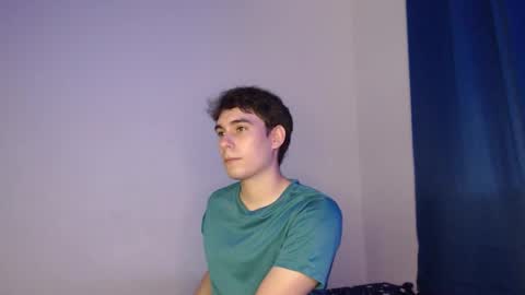 Snapshot of max_snow1616 chatting on November 5, 2025, 7:25 pm max_snow1616 online show from November 5, 2025, 7:25 pm