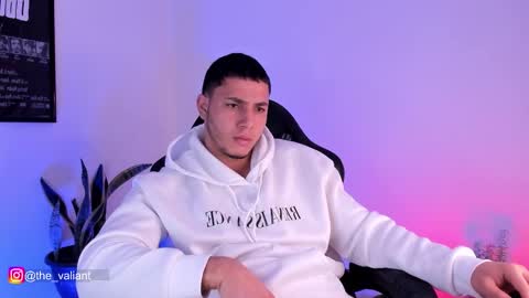 max_valiant1 online show from March 10, 2026, 10:48 pm