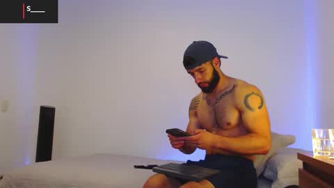 max_xl_ online show from January 12, 2026, 4:34 pm