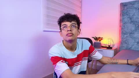 M A X F R O S T   online show from January 8, 2026, 7:16 pm