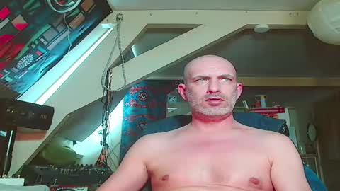 maxhardcore77 online show from March 10, 2025, 12:26 pm