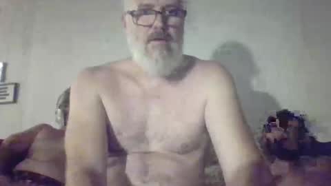 Snapshot of maxhornyboyzfan chatting on October 18, 2025, 4:08 pm MaxHornD online show from October 18, 2025, 4:08 pm