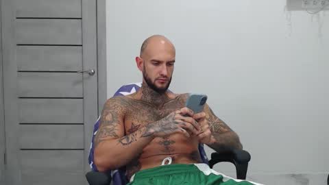 Snapshot of maxi_foxxx chatting on October 10, 2025, 6:34 am Maximus Fox online show from October 10, 2025, 6:34 am