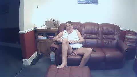 Snapshot of maxi_johnes chatting on January 14, 2025, 9:41 pm MAX online show from January 14, 2025, 9:41 pm