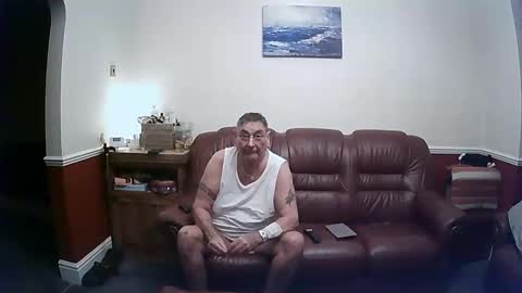 Snapshot of maxi_johnes chatting on February 6, 2025, 10:32 pm MAX online show from February 6, 2025, 10:32 pm
