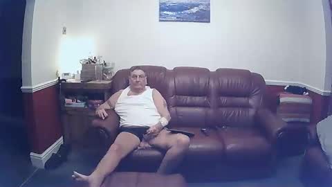 Snapshot of maxi_johnes chatting on February 7, 2025, 1:47 am MAX online show from February 7, 2025, 1:47 am