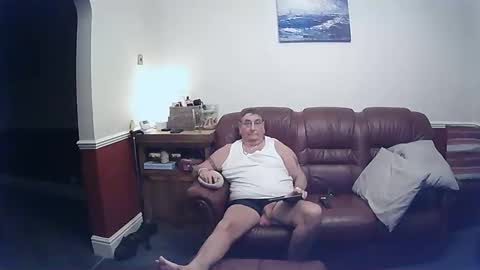 Snapshot of maxi_johnes chatting on March 10, 2025, 8:45 pm MAX online show from March 10, 2025, 8:45 pm