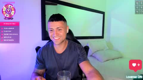 Snapshot of maxi_mux1 chatting on October 18, 2025, 4:59 am MAXI online show from October 18, 2025, 4:59 am