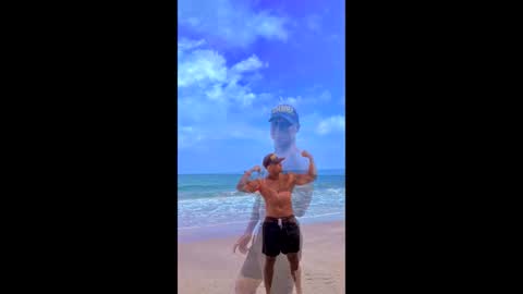 Snapshot of maxi_mux1 chatting on November 26, 2025, 2:45 am MAXI online show from November 26, 2025, 2:45 am