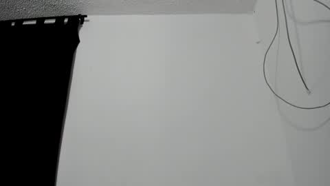 Snapshot of maxi_styles chatting on October 12, 2025, 7:02 pm Alex online show from October 12, 2025, 7:02 pm