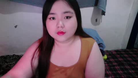 Snapshot of maxie_cat chatting on December 2, 2024, 11:34 am Maxie online show from December 2, 2024, 11:34 am
