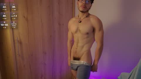 Snapshot of maxifit_ chatting on February 12, 2026, 1:33 am Mikael online show from February 12, 2026, 1:33 am