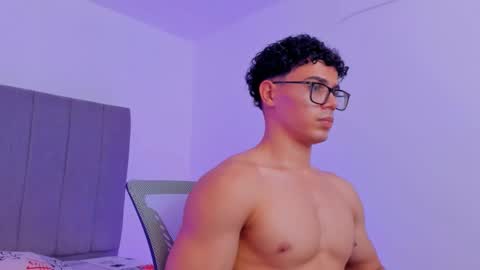 Maximus online show from November 1, 2025, 2:52 pm