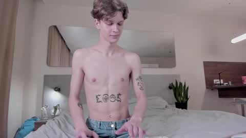 maxim burn online show from March 2, 2025, 12:54 pm