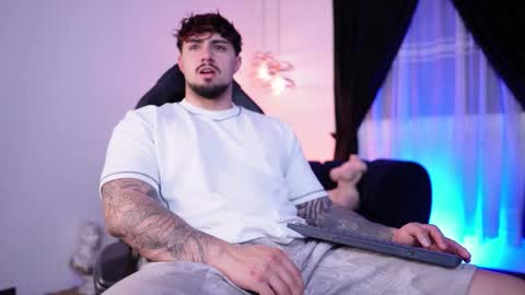 Maximo online show from February 24, 2026, 4:21 am