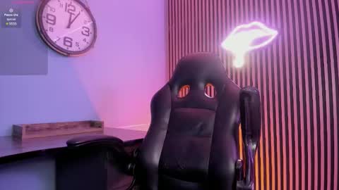 MAXIMO online show from March 12, 2026, 5:13 am