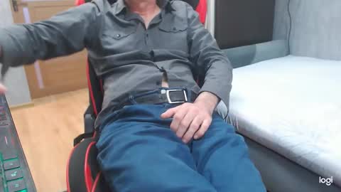 maximus3334 online show from March 27, 2026, 12:16 pm