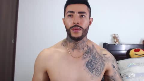 Snapshot of maximus_golden chatting on December 12, 2024, 2:26 am Independent Model online show from December 12, 2024, 2:26 am