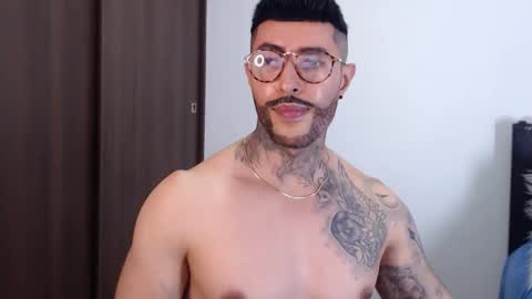 Snapshot of maximus_golden chatting on December 31, 2024, 7:10 am Independent Model online show from December 31, 2024, 7:10 am
