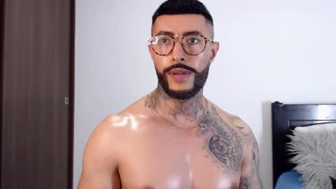 Snapshot of maximus_golden chatting on February 17, 2025, 4:20 am Independent Model online show from February 17, 2025, 4:20 am