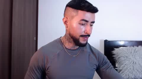 Snapshot of maximus_golden chatting on March 8, 2025, 3:17 am Independent Model online show from March 8, 2025, 3:17 am