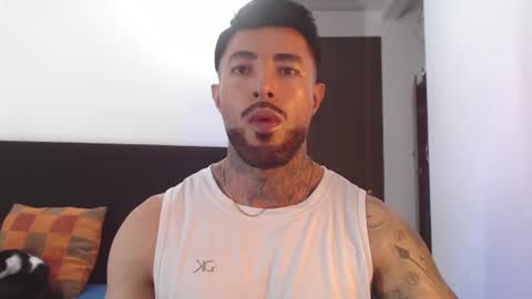 Snapshot of maximus_golden chatting on July 16, 2026, 4:18 am Independent Model online show from July 16, 2026, 4:18 am