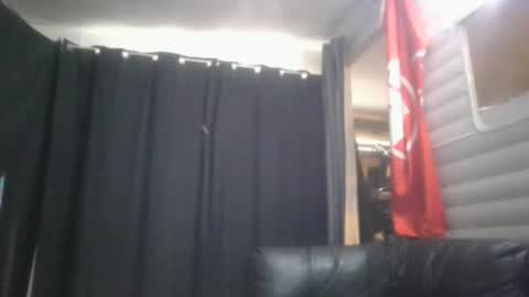 Snapshot of maximus_oreally chatting on November 9, 2025, 10:41 pm Max online show from November 9, 2025, 10:41 pm