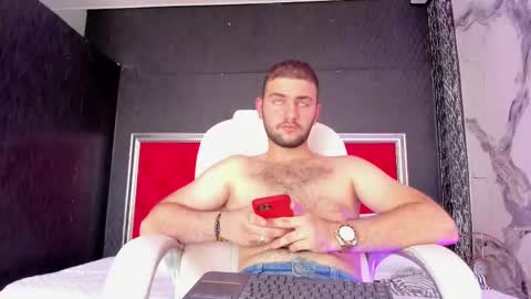 Maximus online show from December 9, 2024, 6:25 pm