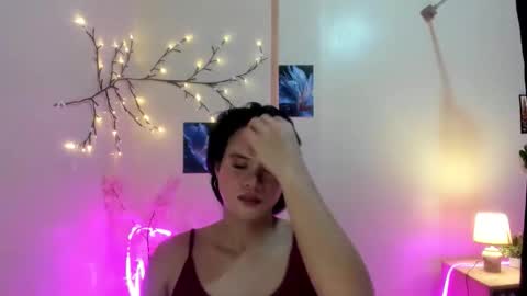 Snapshot of maxine_fucks chatting on October 28, 2025, 1:20 am maxine_fucks online show from October 28, 2025, 1:20 am