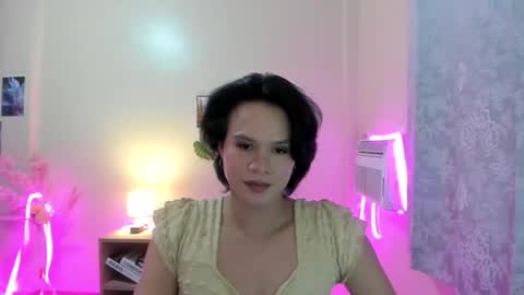 Snapshot of maxine_fucks chatting on November 3, 2025, 8:32 pm maxine_fucks online show from November 3, 2025, 8:32 pm