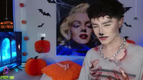 Max online show from October 4, 2025, 4:32 am