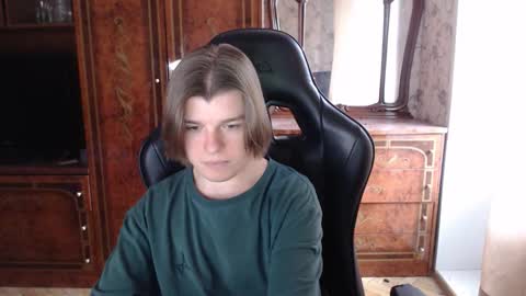 Max online show from March 2, 2026, 8:32 am