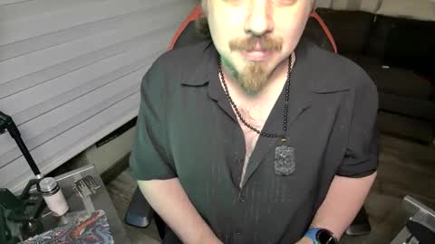 Snapshot of maxredz chatting on May 5, 2026, 3:58 am Max online show from May 5, 2026, 3:58 am