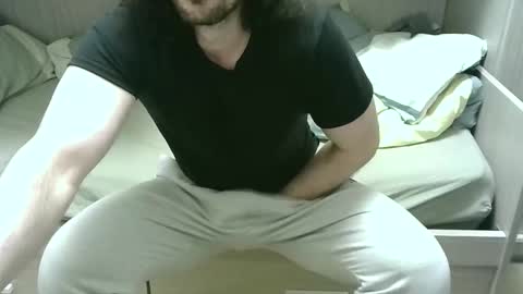 MaxSperman online show from April 4, 2026, 6:27 pm