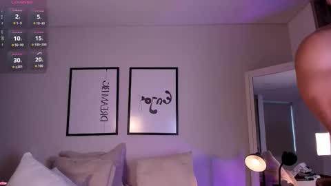 Snapshot of maxstrong01 chatting on February 8, 2026, 10:46 pm Max online show from February 8, 2026, 10:46 pm