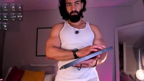 Snapshot of maxstrong01 chatting on February 25, 2026, 10:30 pm Max online show from February 25, 2026, 10:30 pm