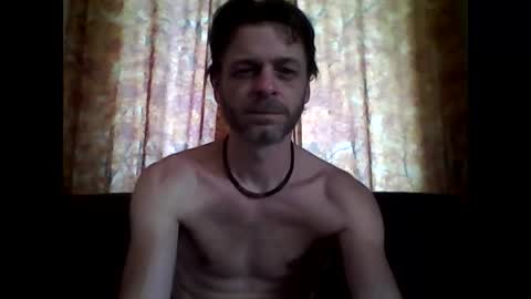 Snapshot of maxthewolf chatting on June 7, 2026, 9:40 pm MaxTheWolf online show from June 7, 2026, 9:40 pm