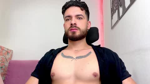 Snapshot of maxtowers chatting on January 5, 2025, 11:44 pm Maxi online show from January 5, 2025, 11:44 pm