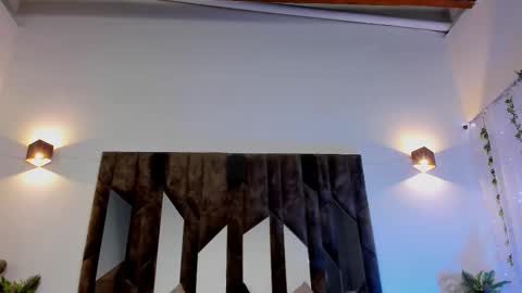 MAX online show from February 24, 2025, 12:41 am