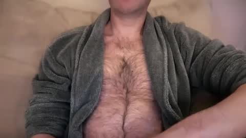 Snapshot of maxwellj1234 chatting on December 16, 2024, 7:15 am maxwellj1234 online show from December 16, 2024, 7:15 am