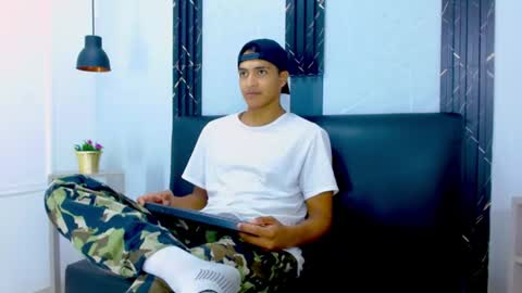 Max Wyatt online show from July 4, 2026, 11:44 pm