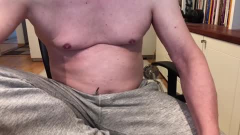 Snapshot of maxx_martin chatting on January 23, 2025, 8:57 am Max online show from January 23, 2025, 8:57 am