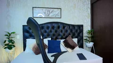 Maxxi online show from October 11, 2025, 4:33 am