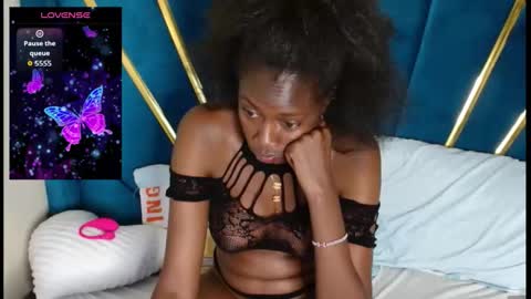 maxxinepetite online show from November 27, 2025, 10:12 pm