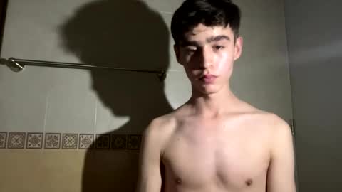 Snapshot of maxxteasse chatting on December 5, 2025, 4:10 am Maxx online show from December 5, 2025, 4:10 am