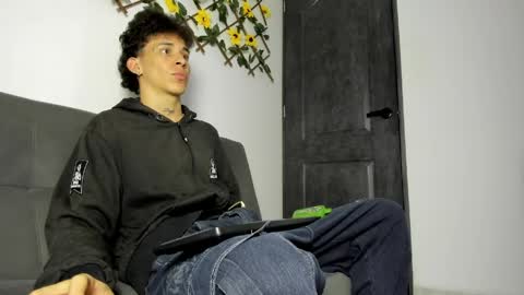 Max online show from March 18, 2026, 4:15 am