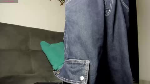 Max online show from April 16, 2026, 3:18 am