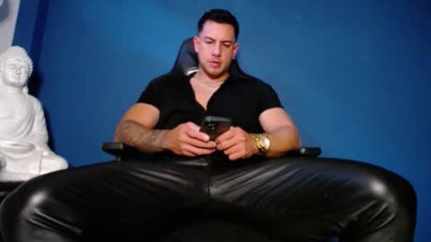 maxxxpowerful online show from November 3, 2025, 4:08 pm