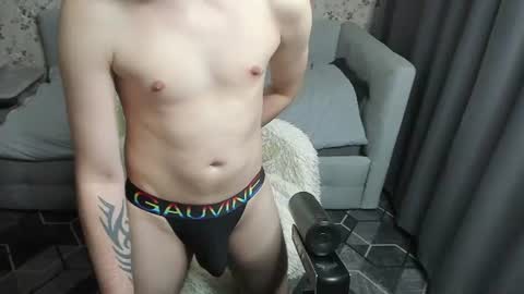 Maxxxtw1nk online show from June 21, 2026, 3:47 pm