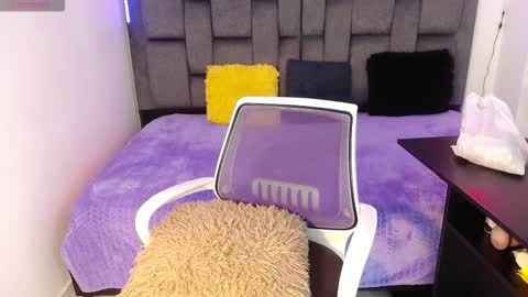 maxylody_69 online show from September 14, 2025, 3:00 pm